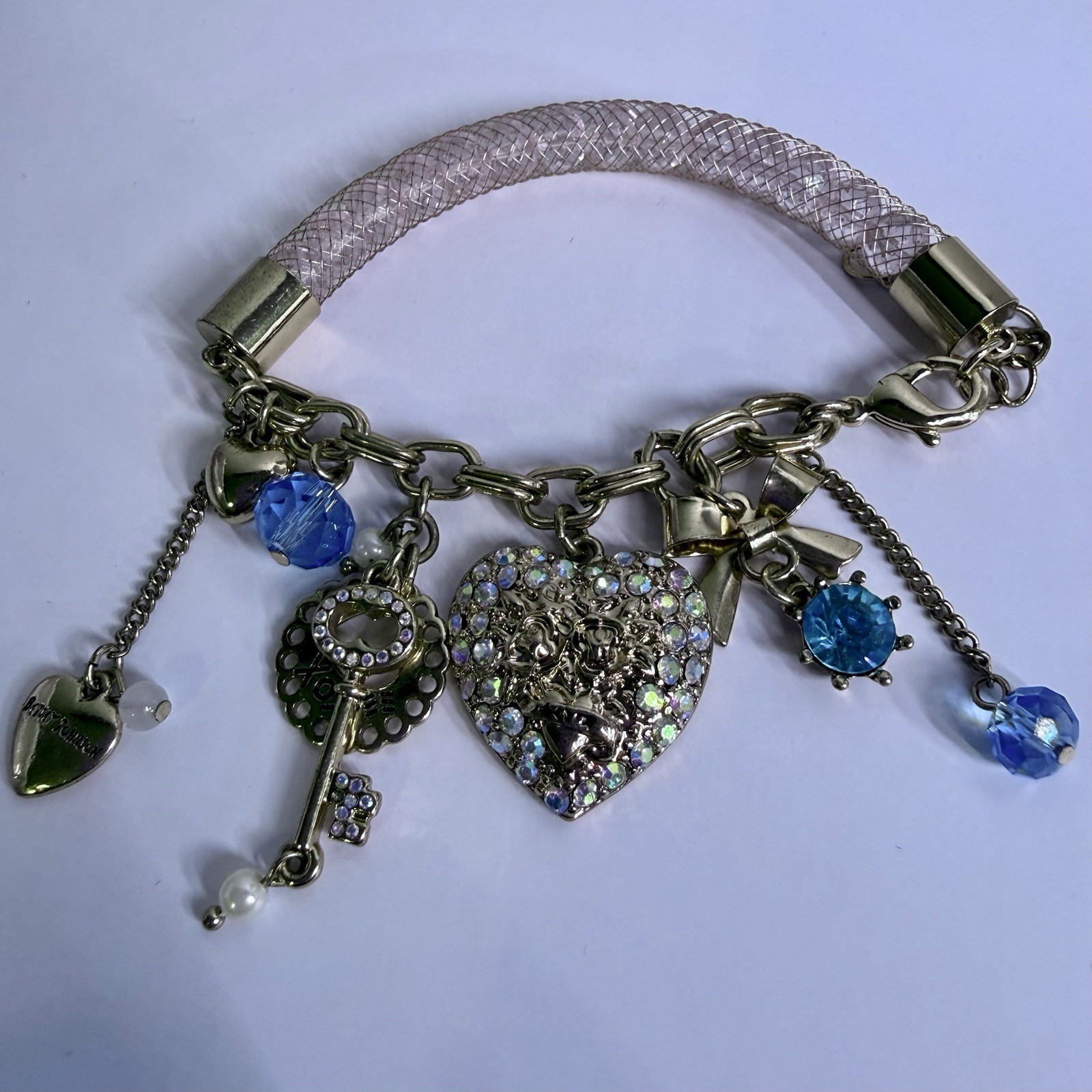 Betsey Johnson Vintage Rhinestone Heart Charm Bracelet Pink Mesh Gold Tone 7-9″