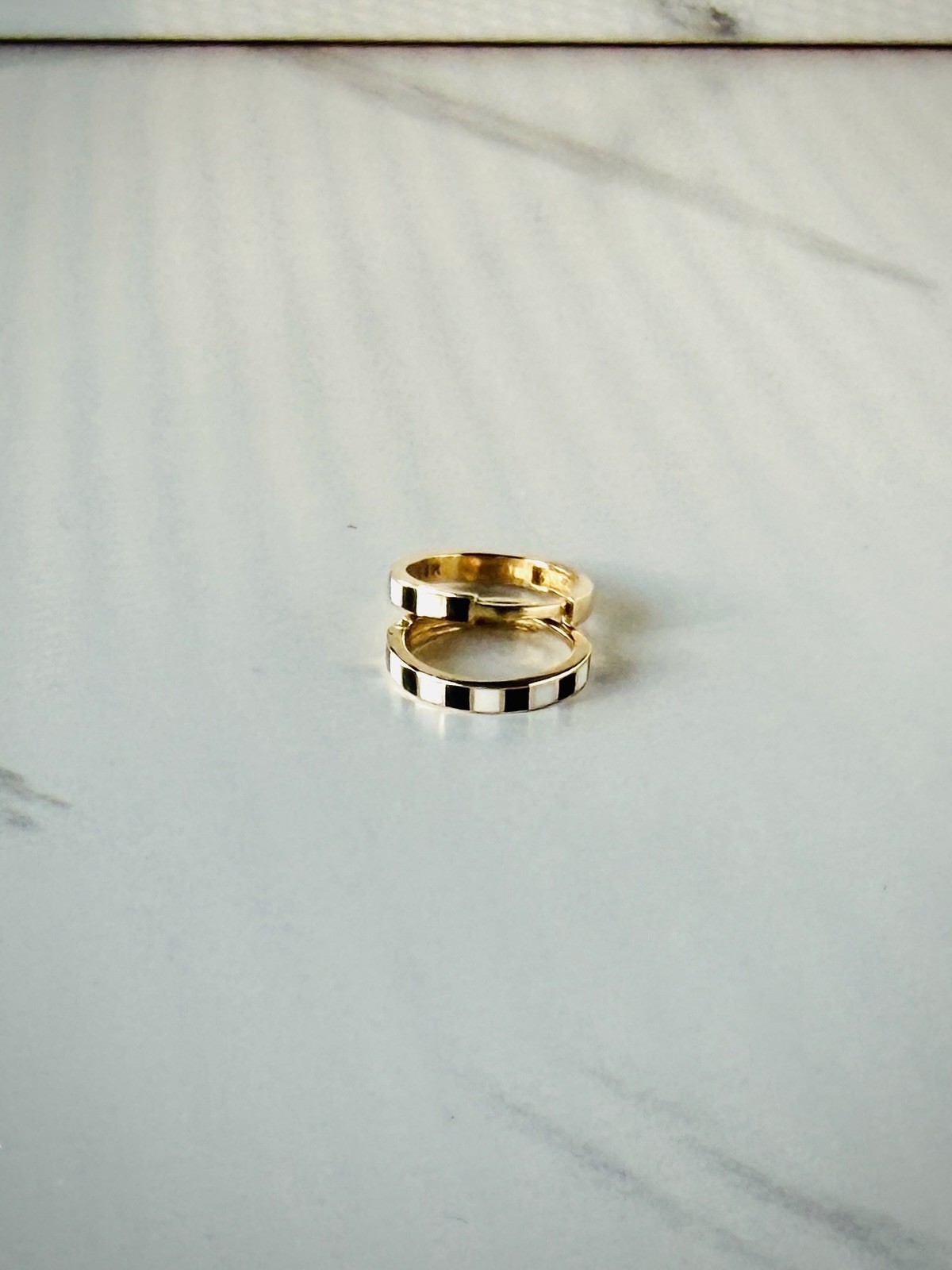 14K Yellow Gold Black & White Checkers Enamel Huggie Hoop Earrings Real Jewelry