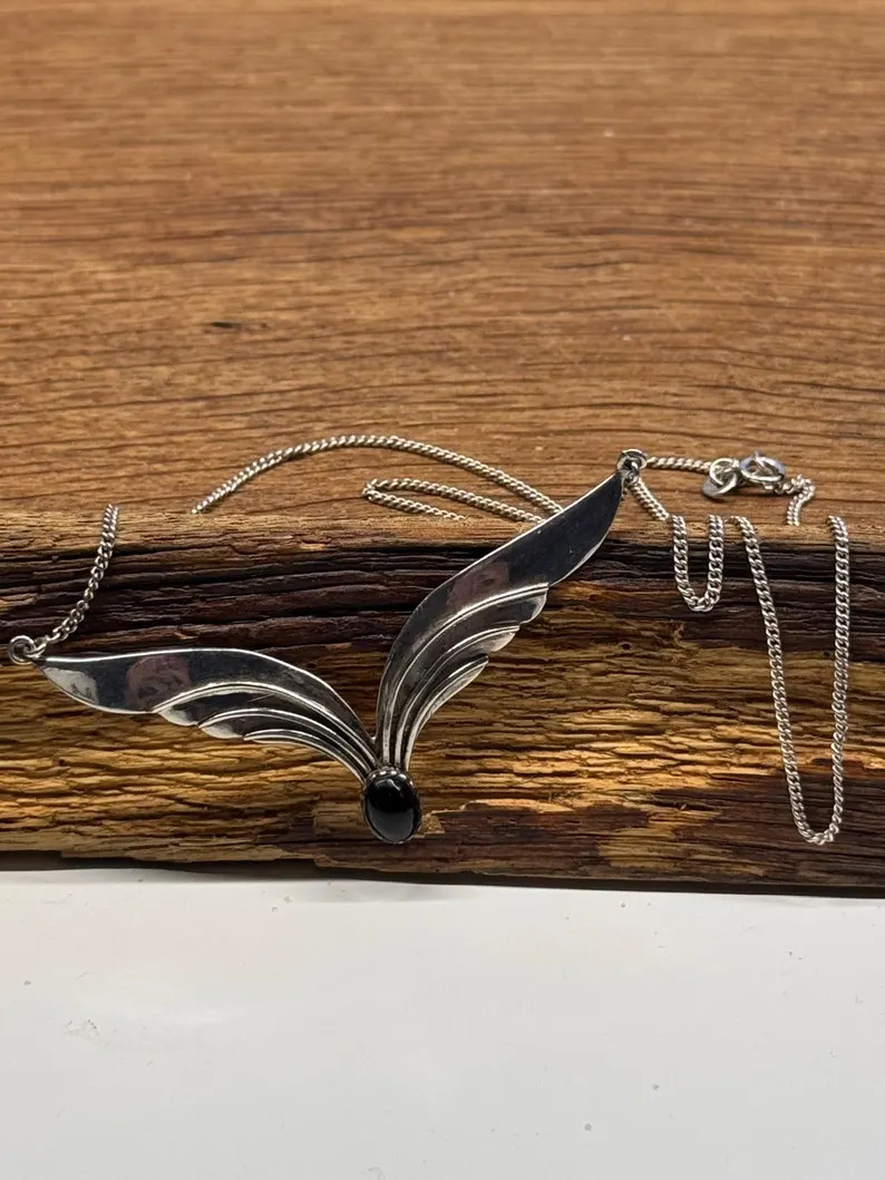 Vintage artisan necklace wings onyx 925 Sterling silver
