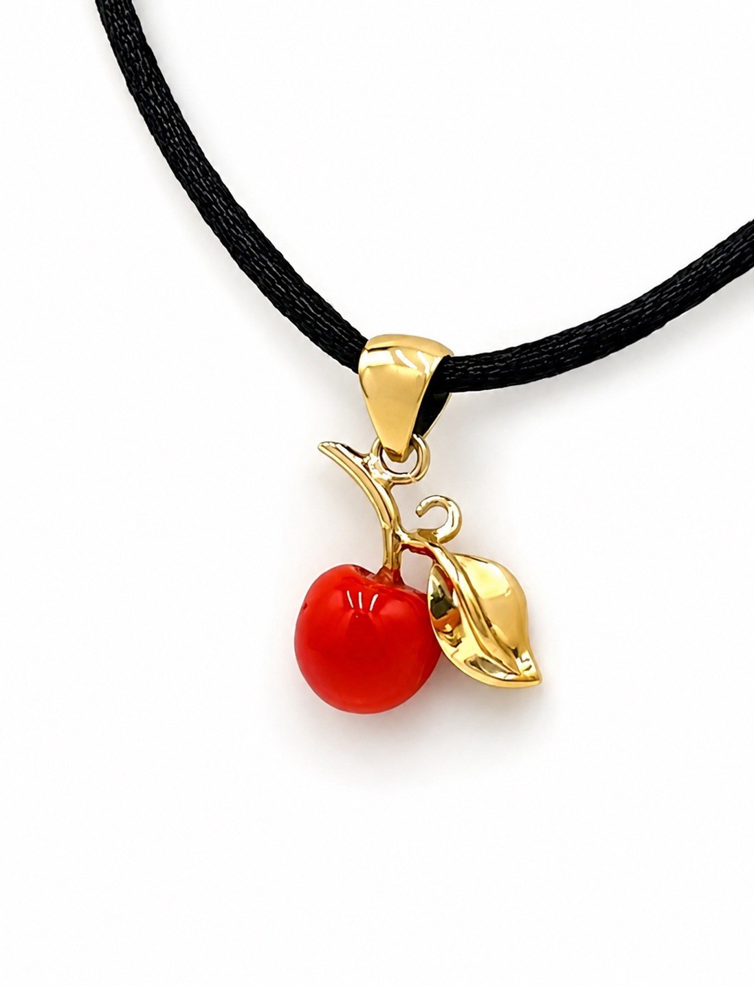 14Kt Gold Mediterranean Red Coral Apple Pendant with Leaf Made in Italy