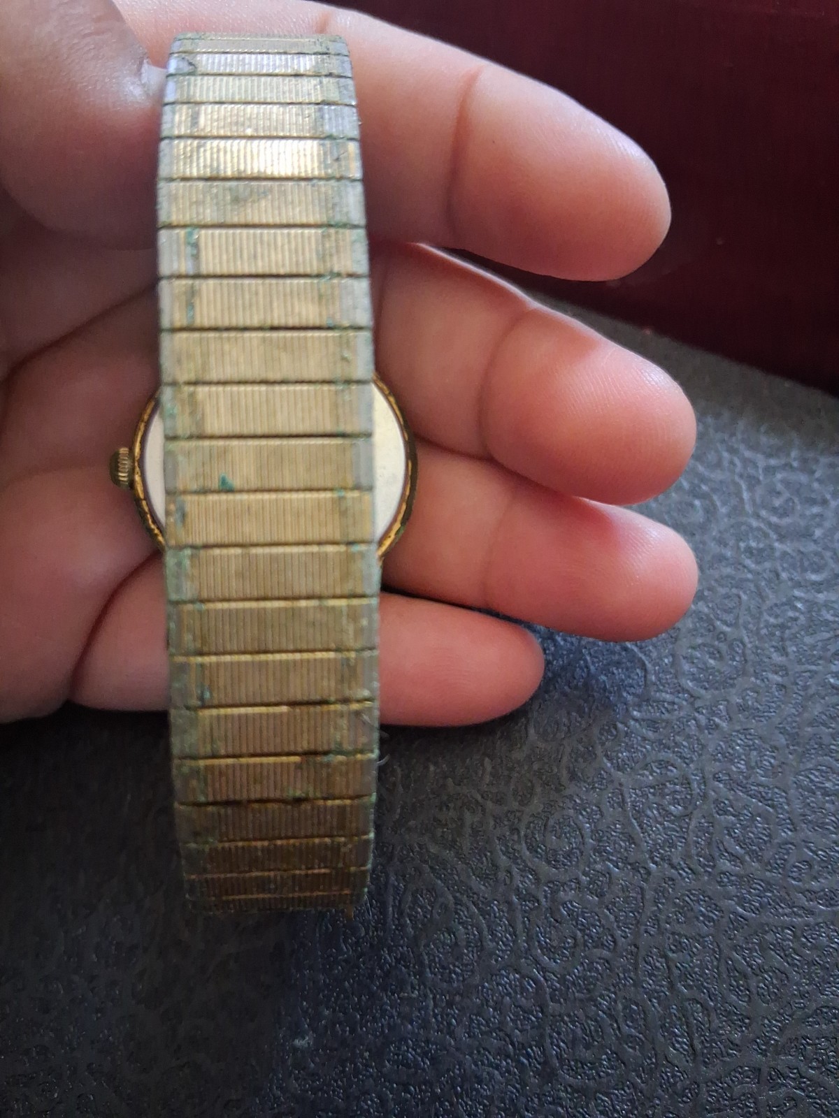 HELBROS INVINCIBLE 17 Jewels Hand Wind Watch Not Tested