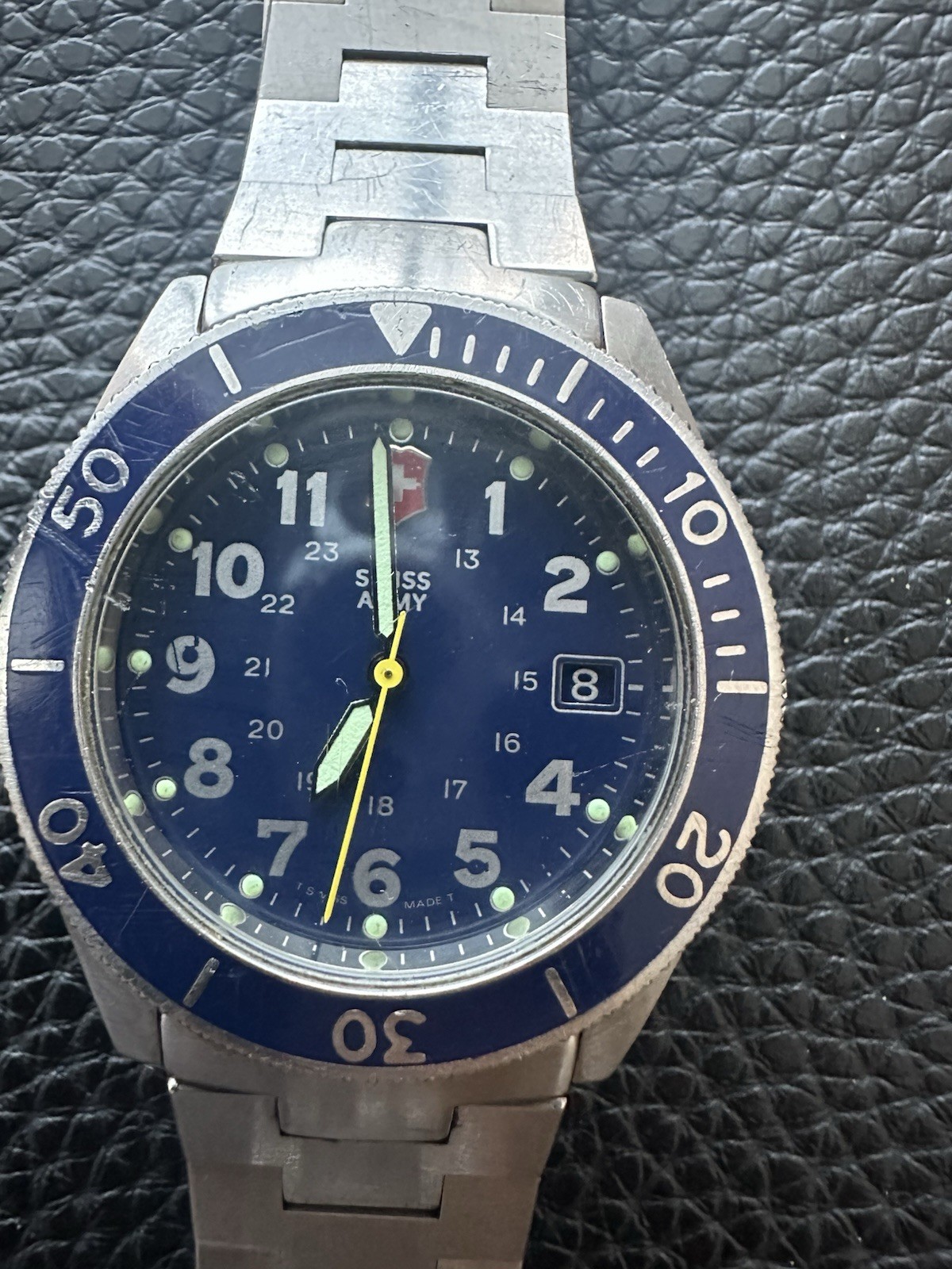 Victorinox Swiss Army Lancer 100 39mm Blue Dial Men’s Watch Rare