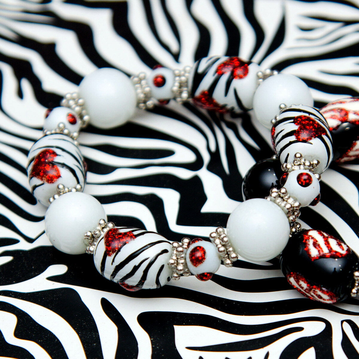 Heart Bracelet Black White Zebra Unique Beaded Stretch Bracelet for Women