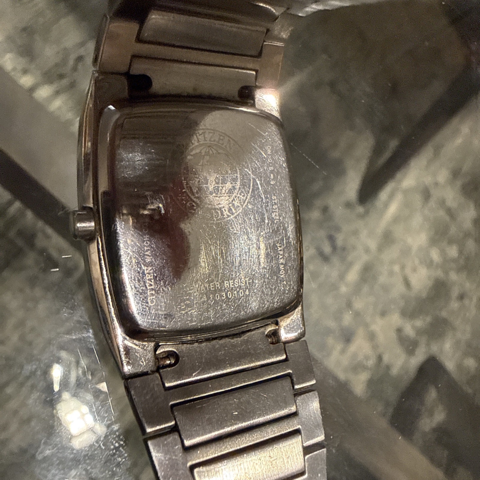 Citizen Eco Drive E111-S049385 Men’s Stainless Steel Black Date Dial Untested