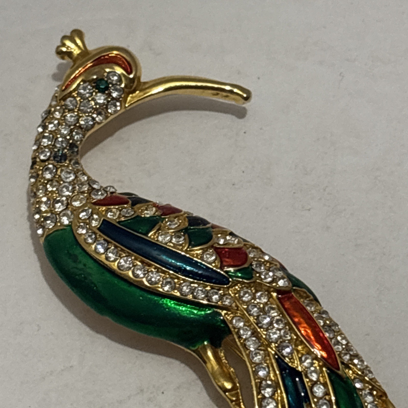 Vtg 1980s rhinestone enamel peacock paradise bird brooch