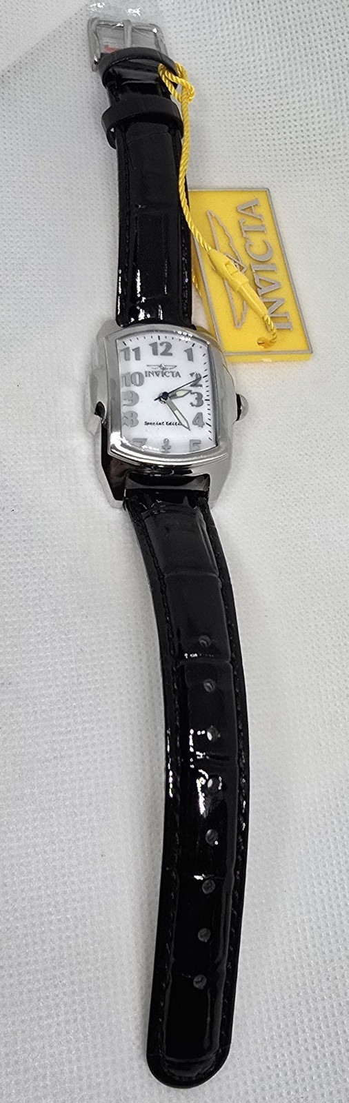 Invicta Pro Diver Musemode Lady 48704 29mm Stainless Steel Steel White Dial NEW