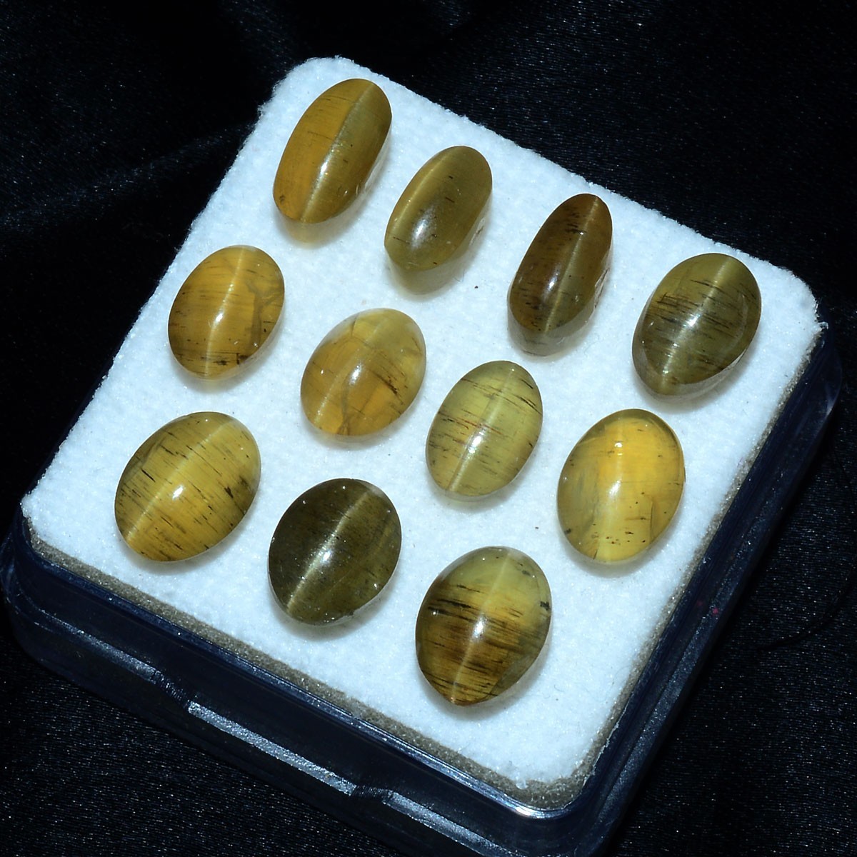 11 Pcs Natural Apatite Cats Eye 8mm-9mm Oval Cabochon Huge Loose Gemstones Lot