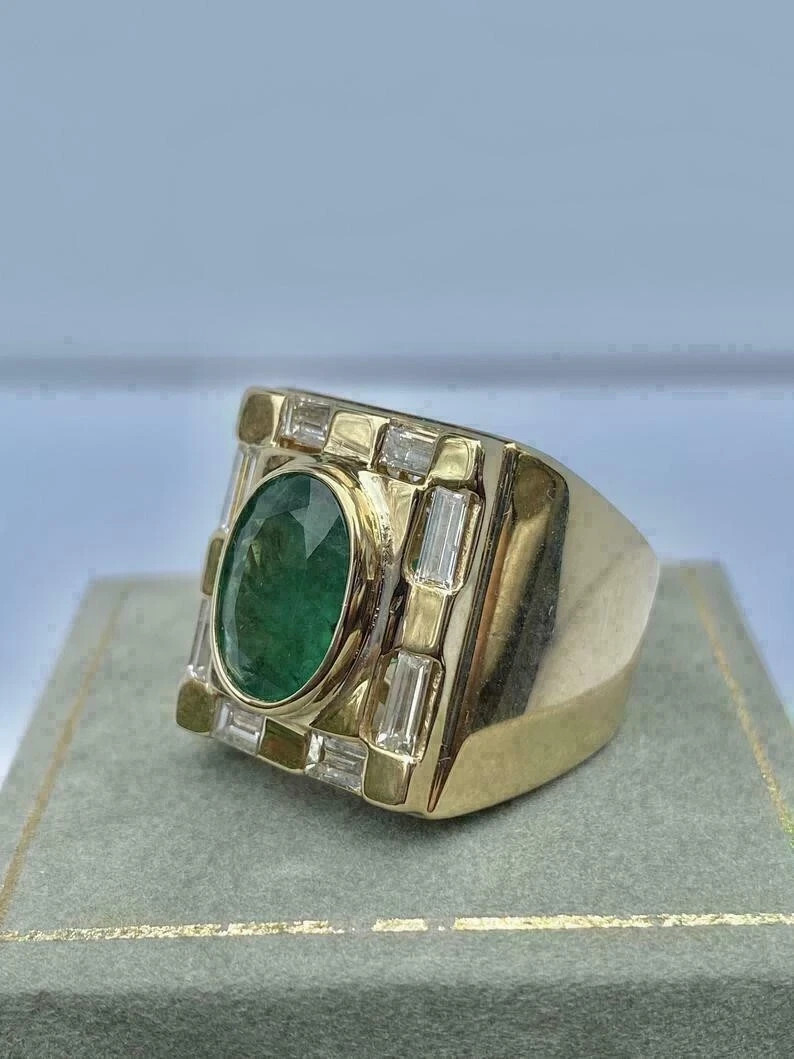 Vintage Men’s 5.00ct Lab-Created Green Emerald Ring In 14K Yellow Gold Plated