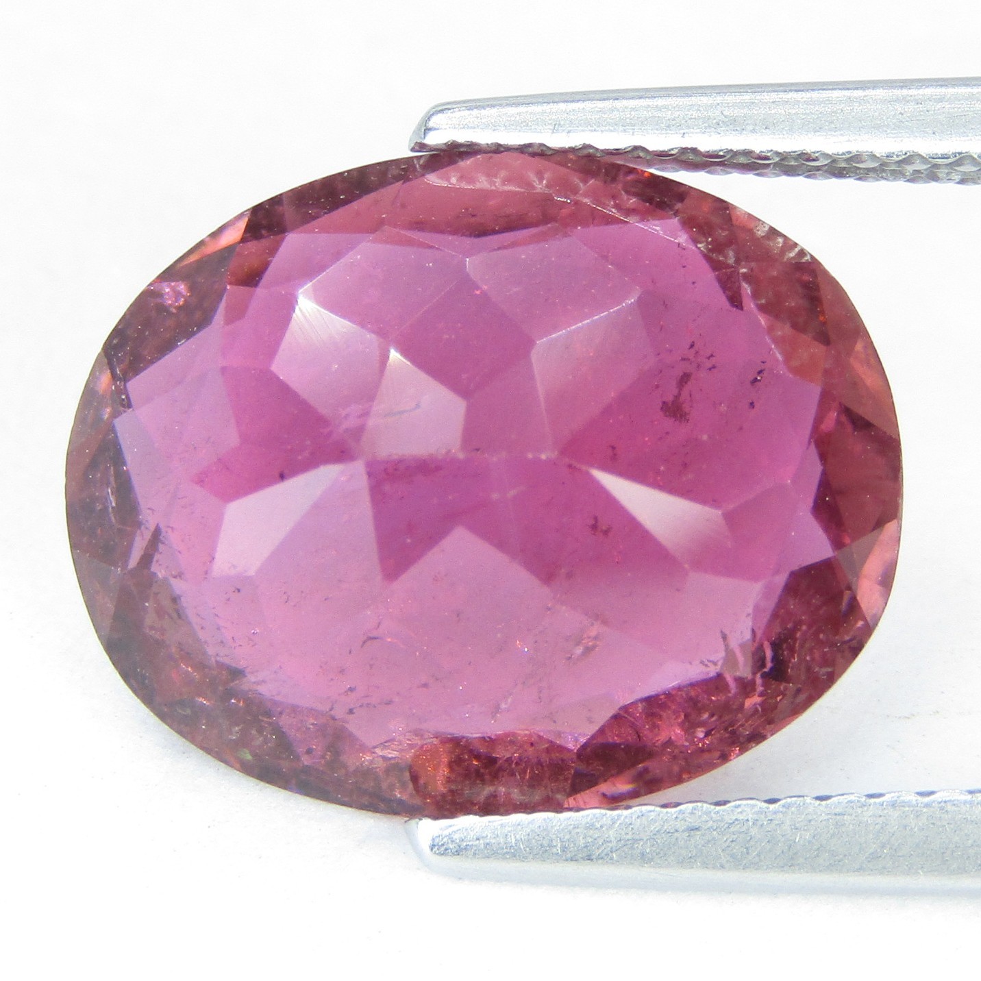 6.90Cts Classic Natural Pink Tourmaline 14.2×11.5×6.4mm Oval Cut Loose Gemstone