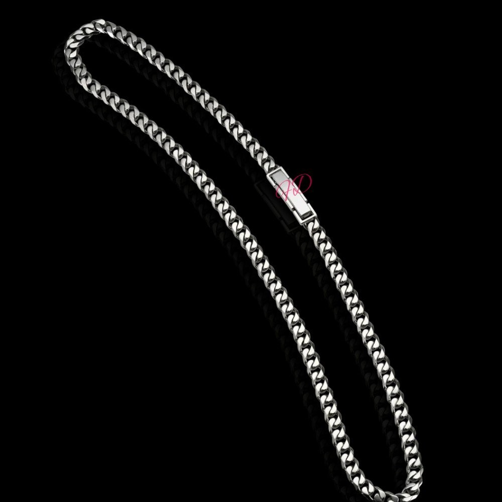 950 Platinum Mens Miami Cuban Chain Width 5 MM Necklace Length 20 Inches