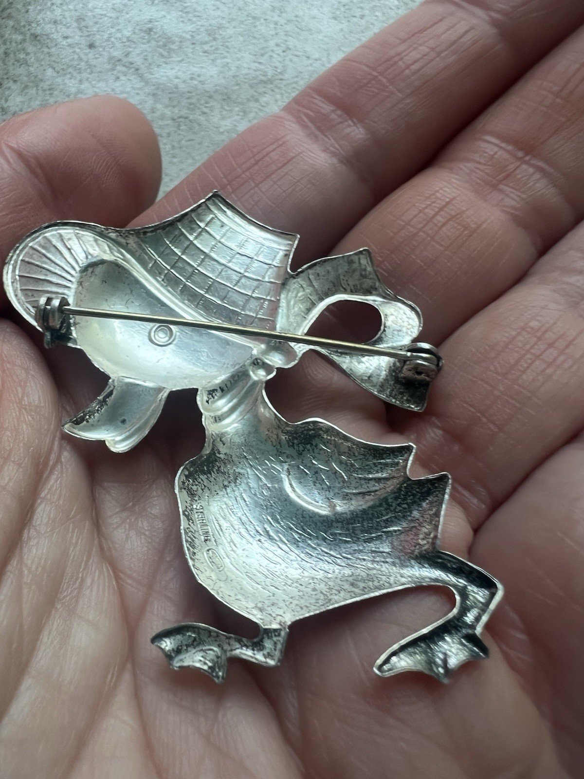 Duck Duckling Hat Bonnet Rare 2 1/4 Inch .925 Sterling Silver Brooch Pin Vtg H4