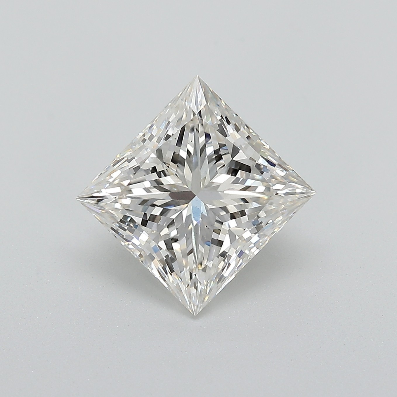 Lab Grown 3.38 Cts PRINCESS Cut IGI Certified CVD Diamond I Color VS2 Clarity