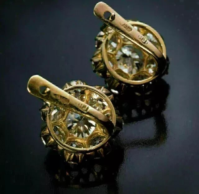 2Ct Round Cut Lab Created Diamond Cluster Stud Earrings 14K Yellow Gold Plated