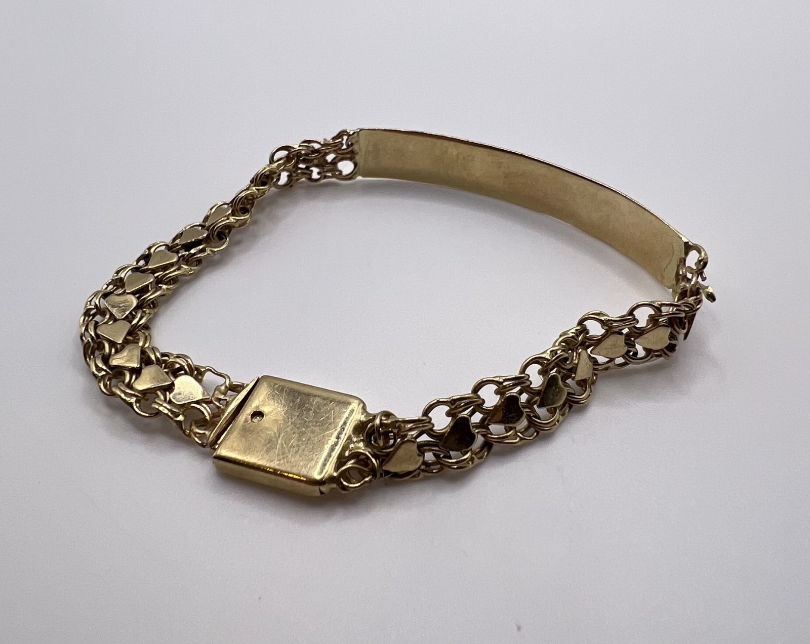 14k Solid Gold Heart Chain ID Bracelet 6in. 9.19g
