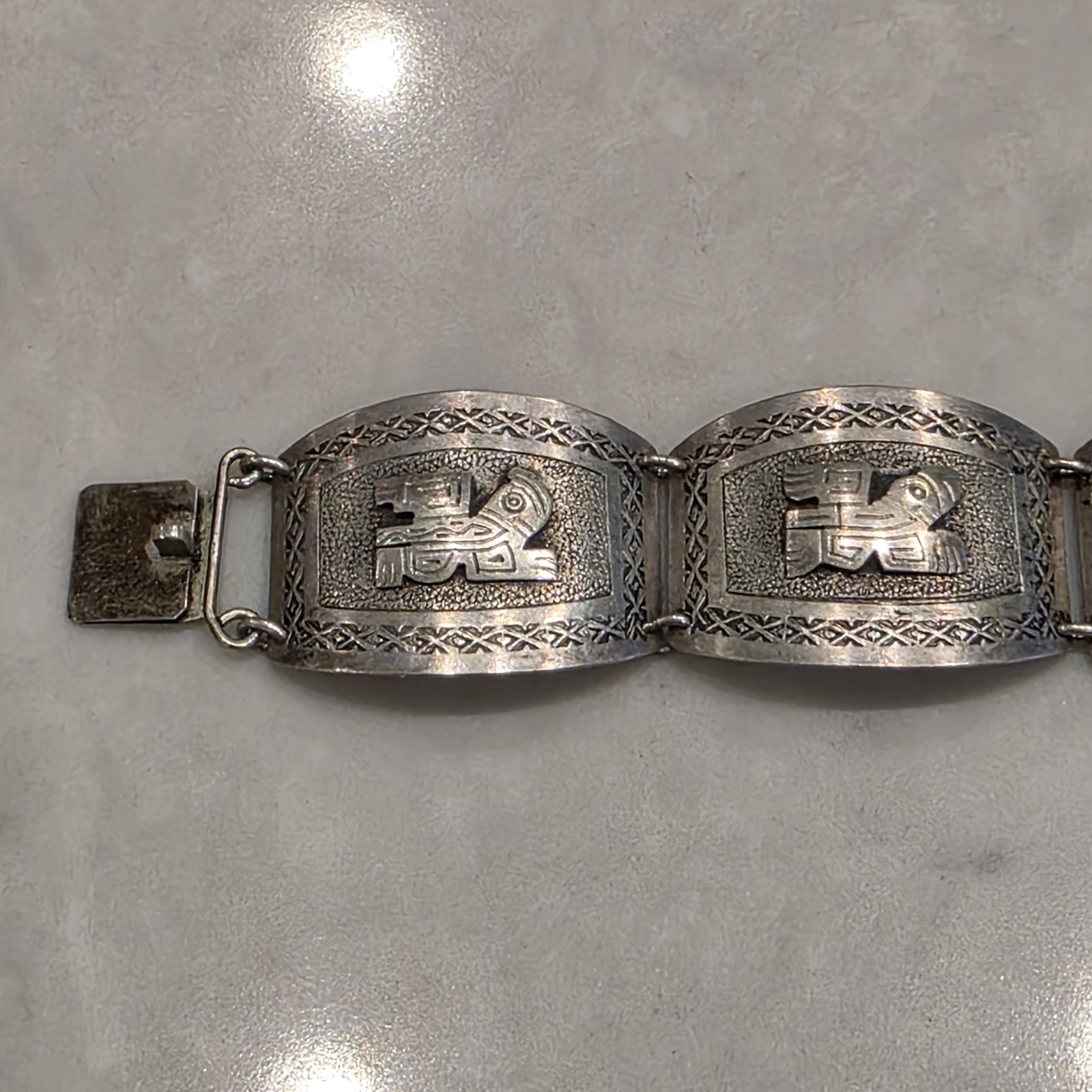 Vintage Peruvian Silver Tone Storyteller Engraved Panel Bracelet – 7 inch