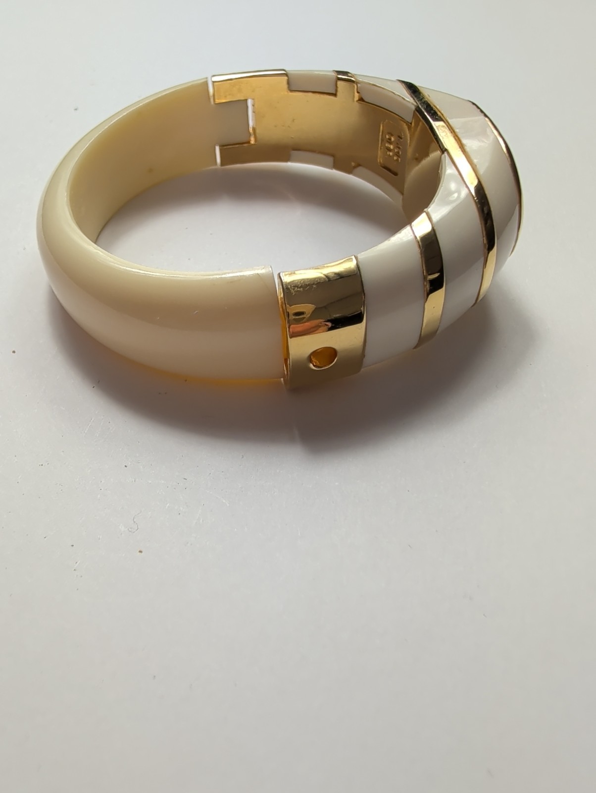 Vintage Lucerne Swiss Mechanical Bangle Watch Women’s Gold Tone White Modern