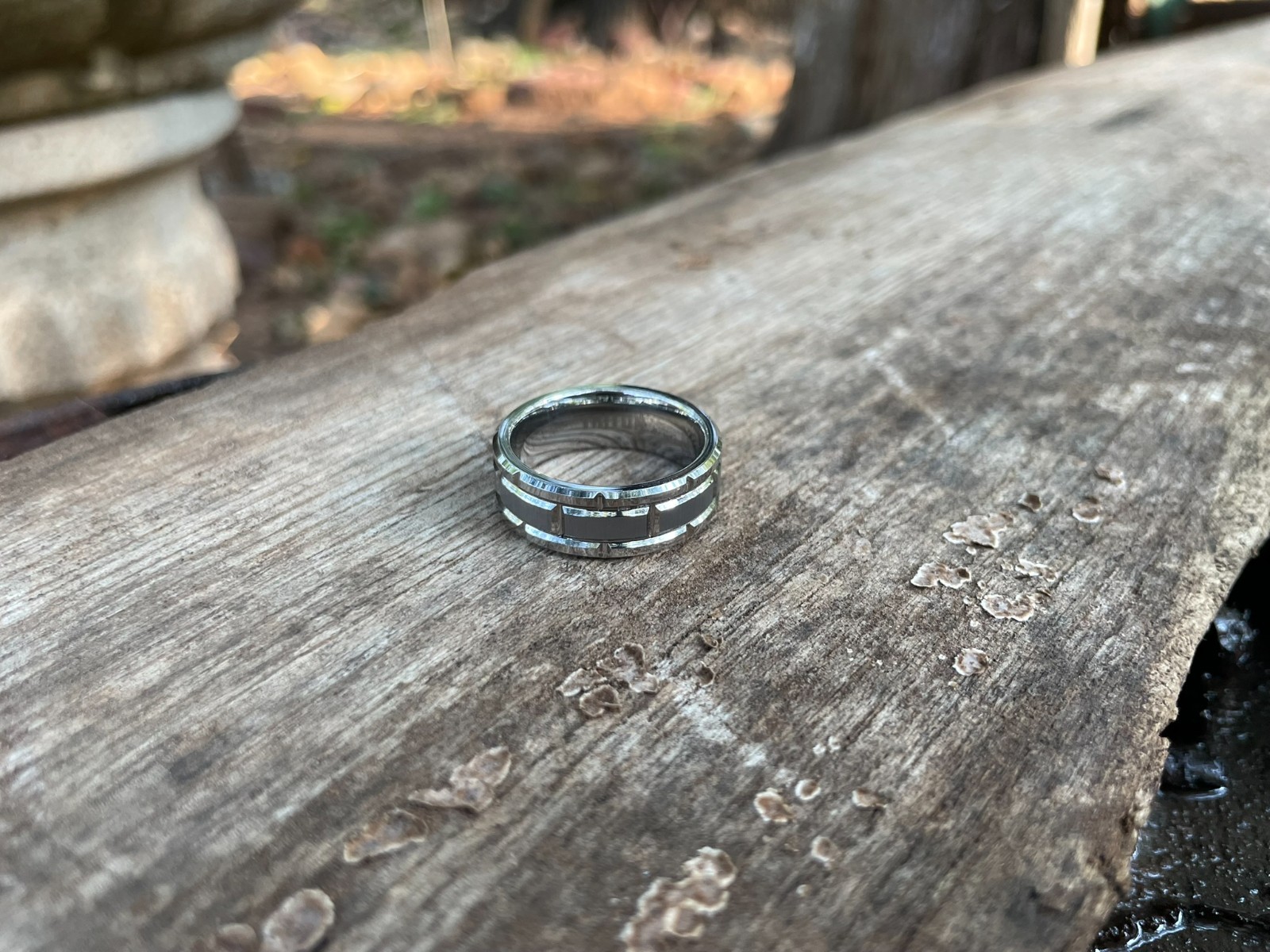 Triton – Tungsten Carbide 850 (8mm) Men’s Ring Silver Black Band