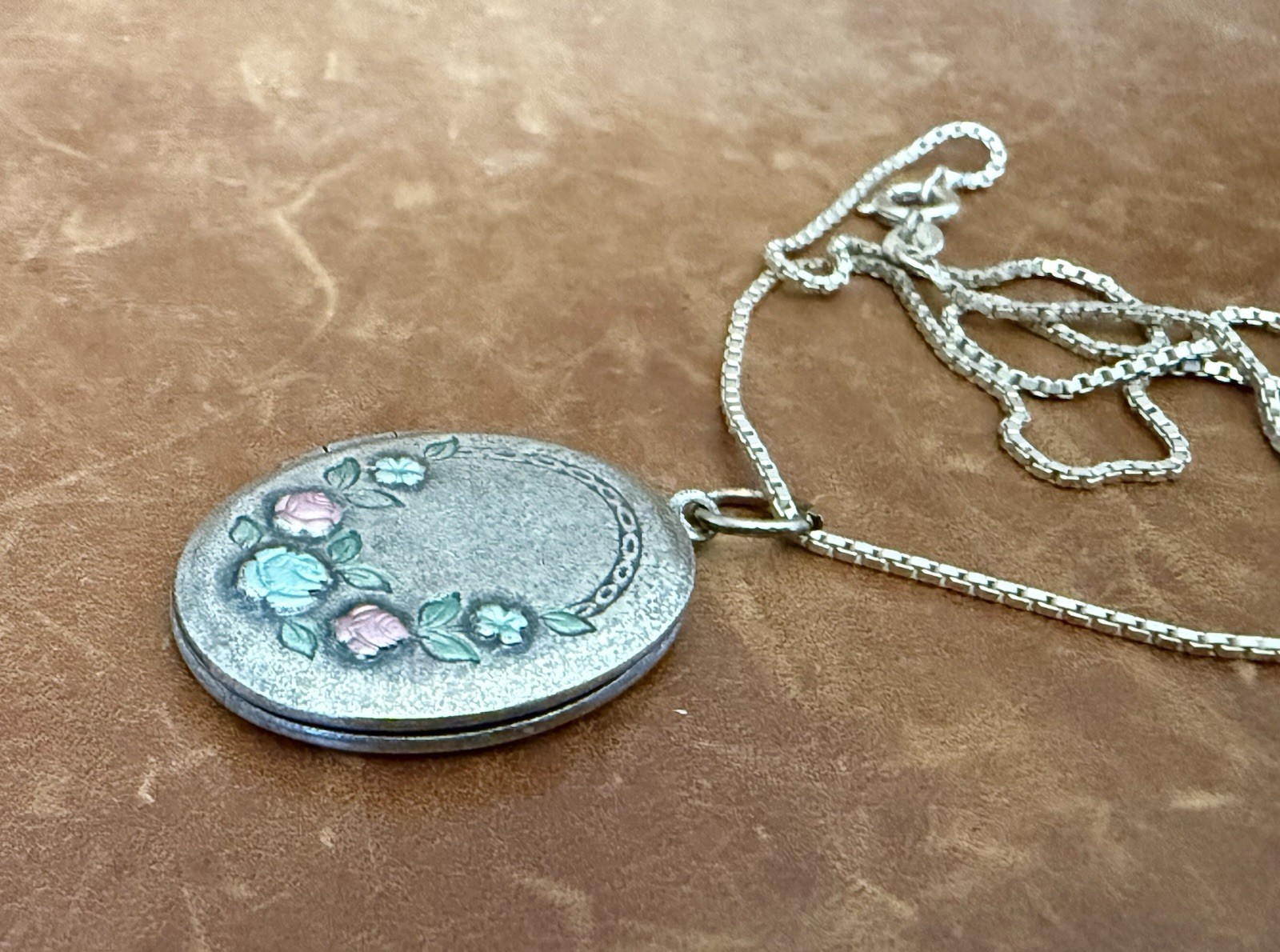 Antique Sterling Silver Enamel Rose Motif Photo Medallion Pendant Necklace 18”in