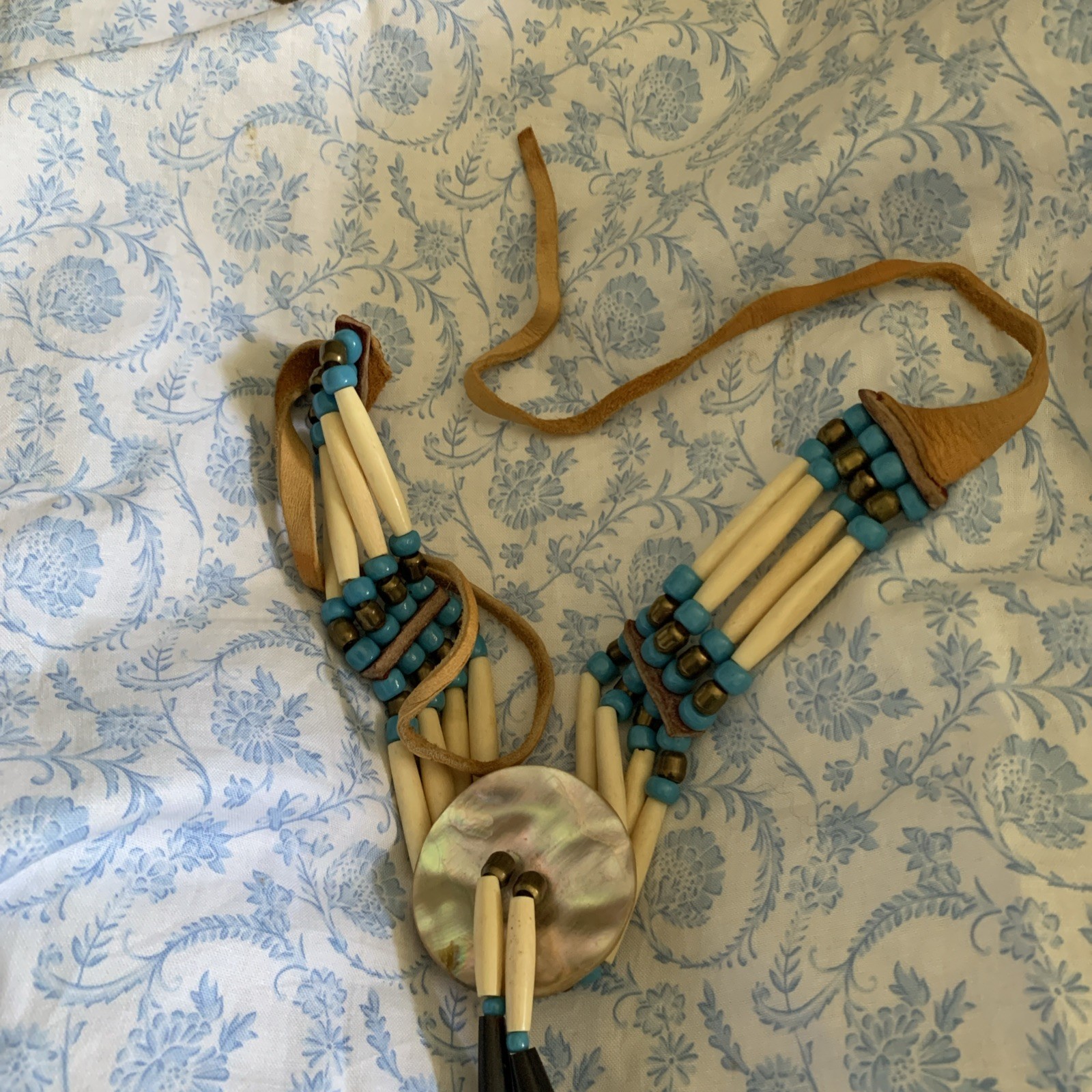 VINTAGE NATIVE AMERICAN CHOKER with BONE ABALONE BRASS & GLASS BEADS LEATHER. #1