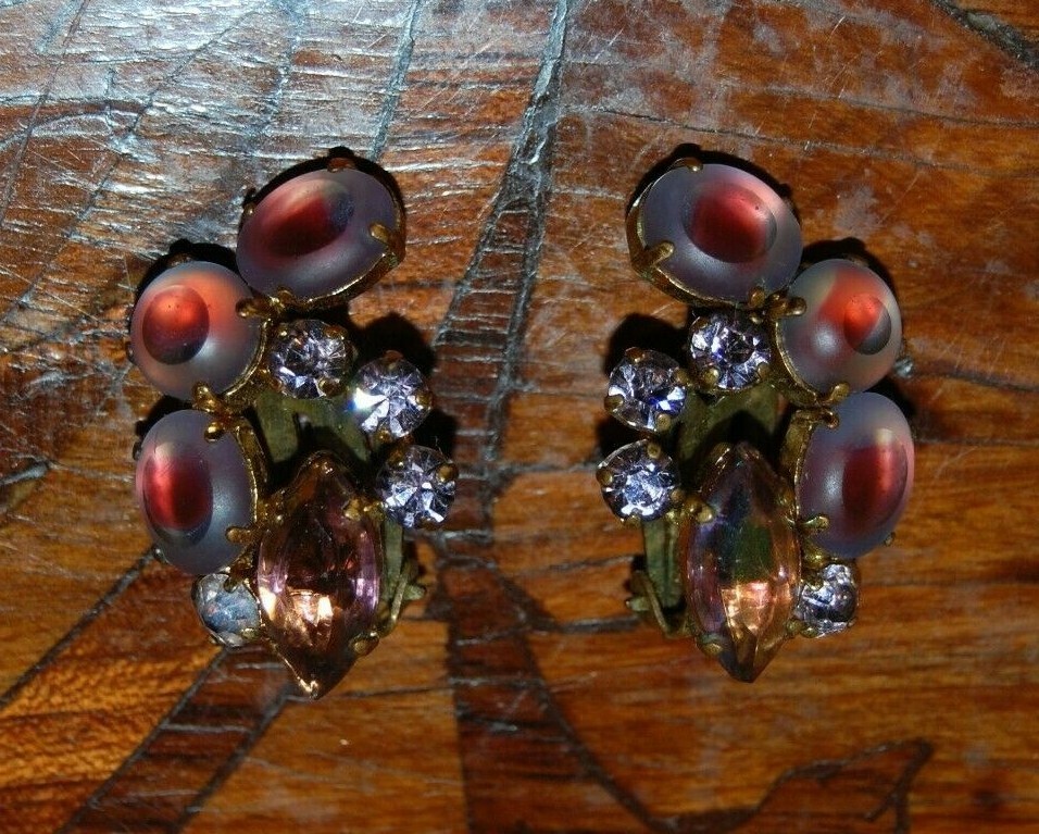ELEGANT VTG JULIANA COUTURE PINK FROSTED CRYSTALS OPEN BACK GOLDEN CLIP EARRINGS