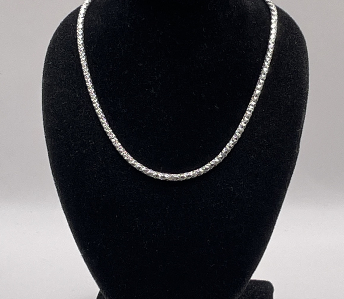 Modernist Design 2mm Sterling Silver Chain 18.5in (16.04g)