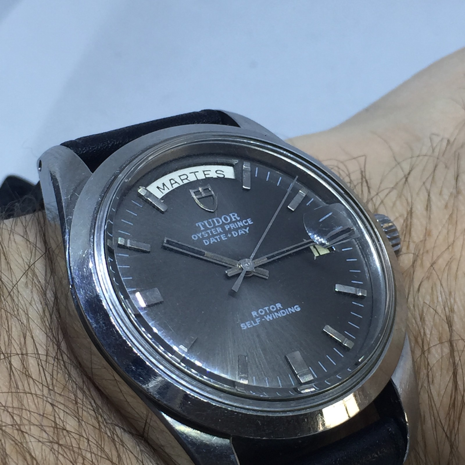 VINTAGE TUDOR JUMBO DAY DATE REF 7017/0 AUTOMATIC 38 MM GREY DIAL FROM 1970