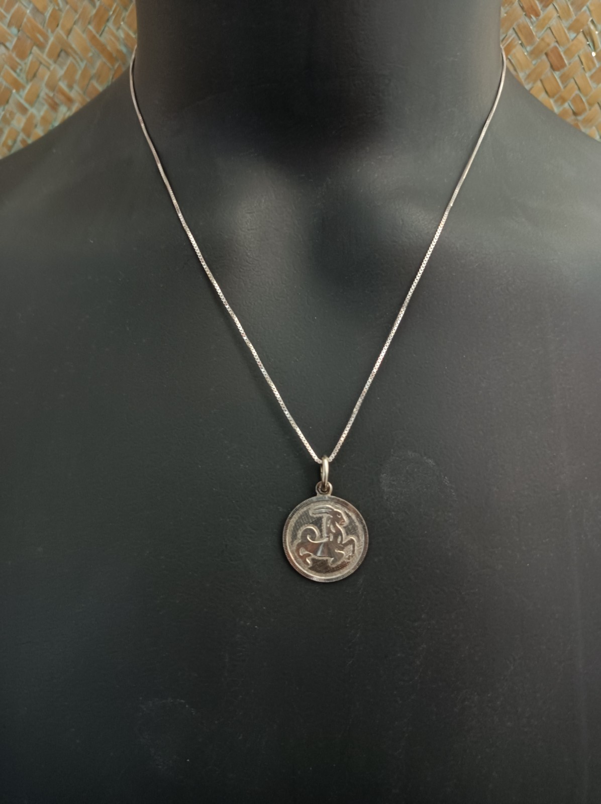 Capricorn Zodiac Vintage Necklace Sterling Silver Astrology Pendant Me’sn Women