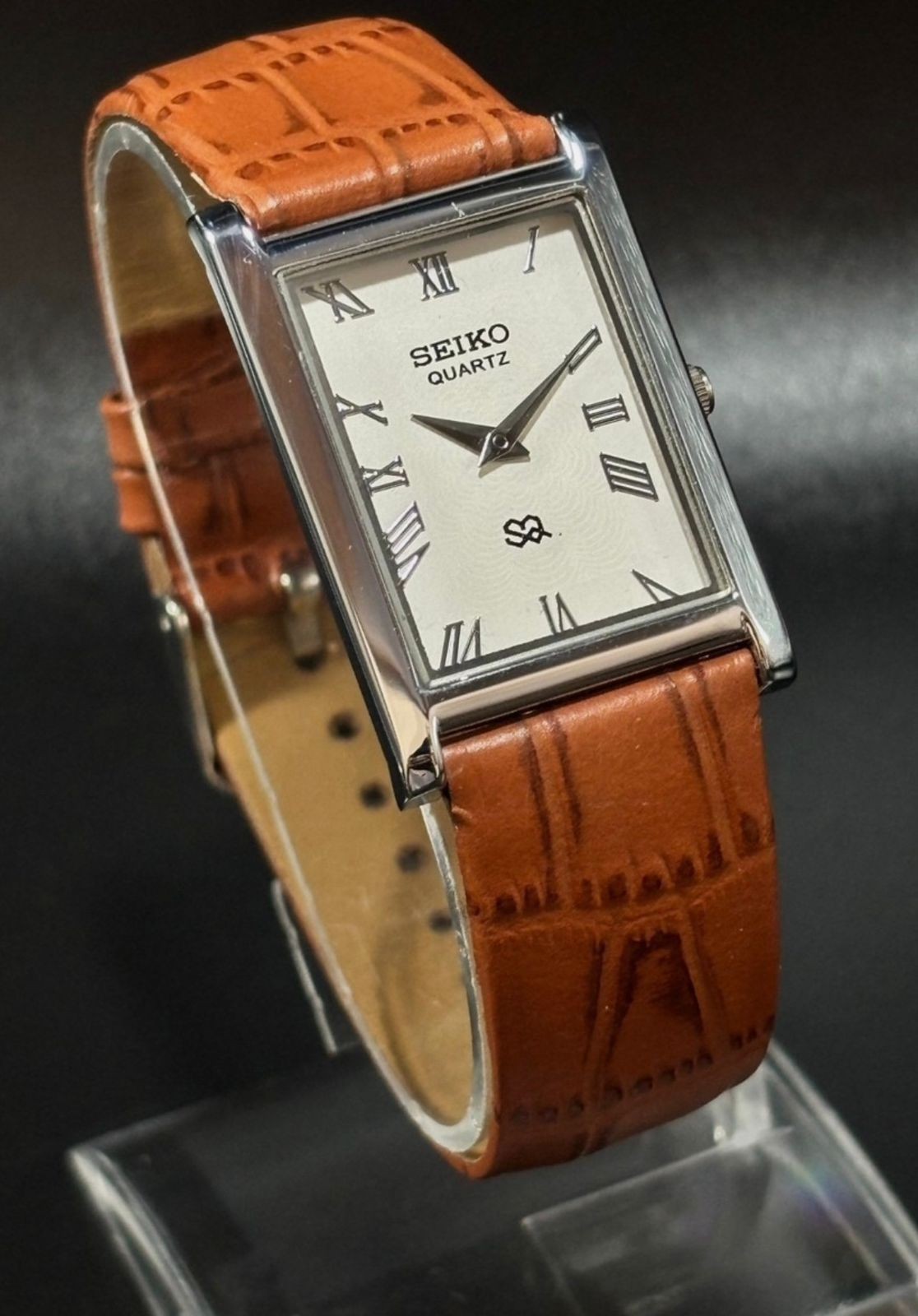 Vintage Rare Seiko Slim Quartz Men’s Wrist Watch With Free DDP Shipping