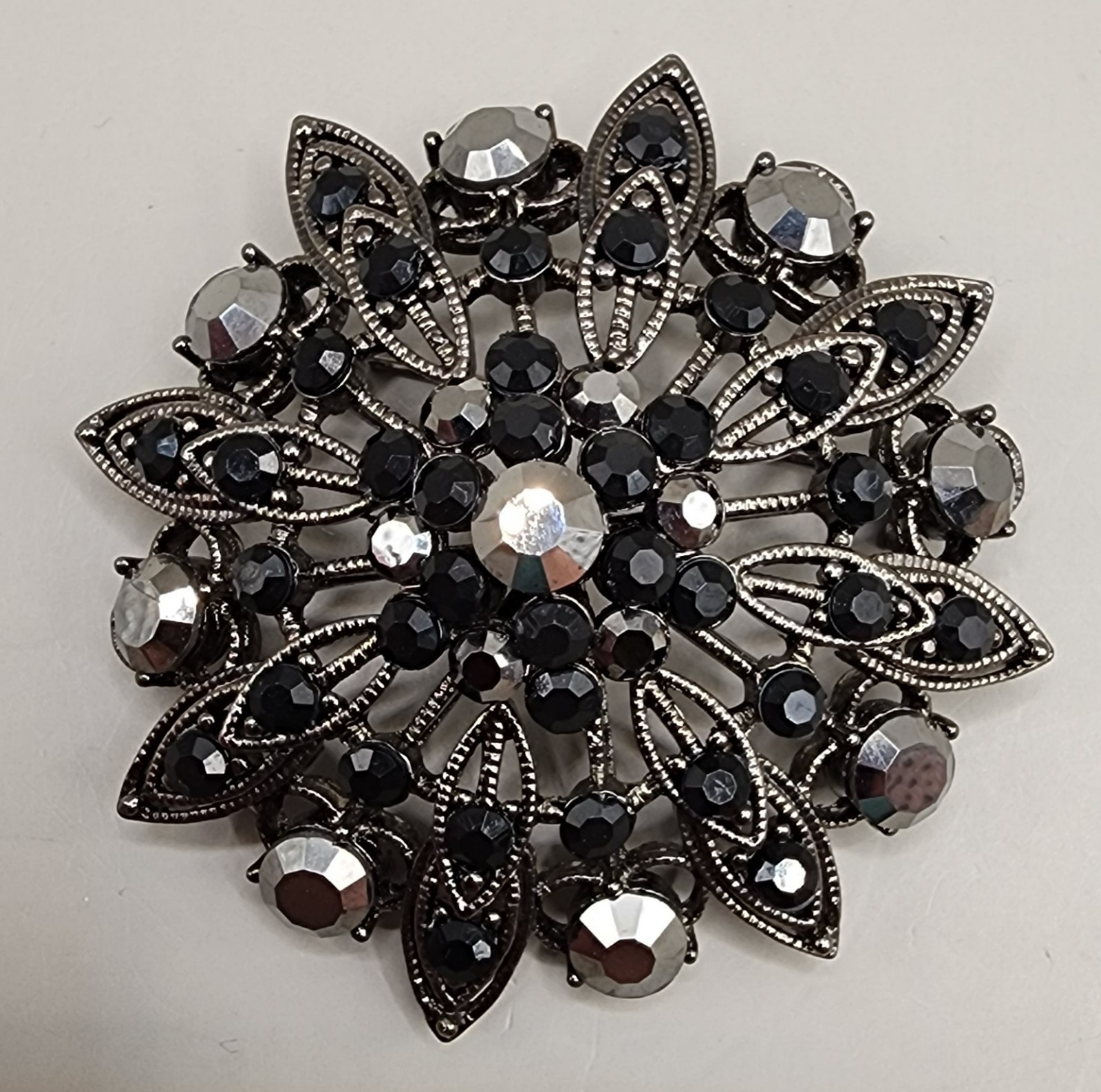 Vintage Liz Claiborne Black Crystal Floral Dome Brooch Gunmetal Silver Tone
