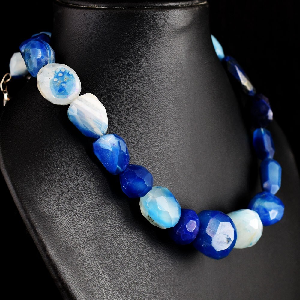19 Inches Awesome Massive Agate 650. Cts Beaded Amazing Cut Necklace VK 40 E681