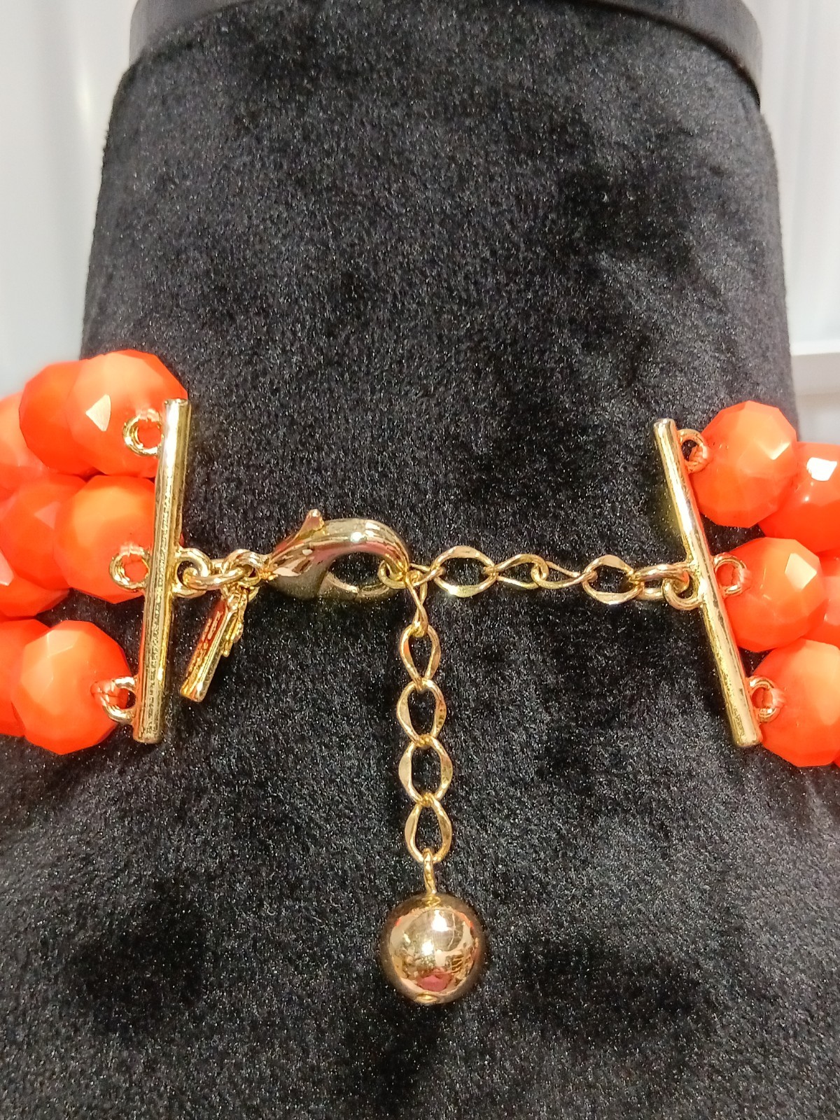 Kate Spade GIVE IT A SWIRL faceted bead 3 triple STRAND NECKLACE tangerine neon
