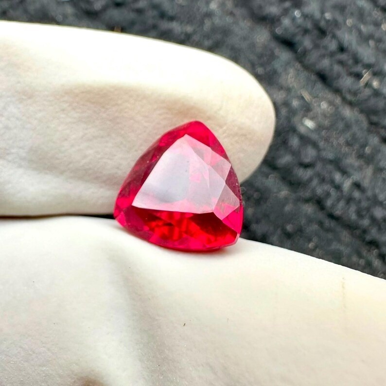 9.08 Ct Certified Natural Red Ruby Trillion Cut Loose Jewelry Gemstone AAA