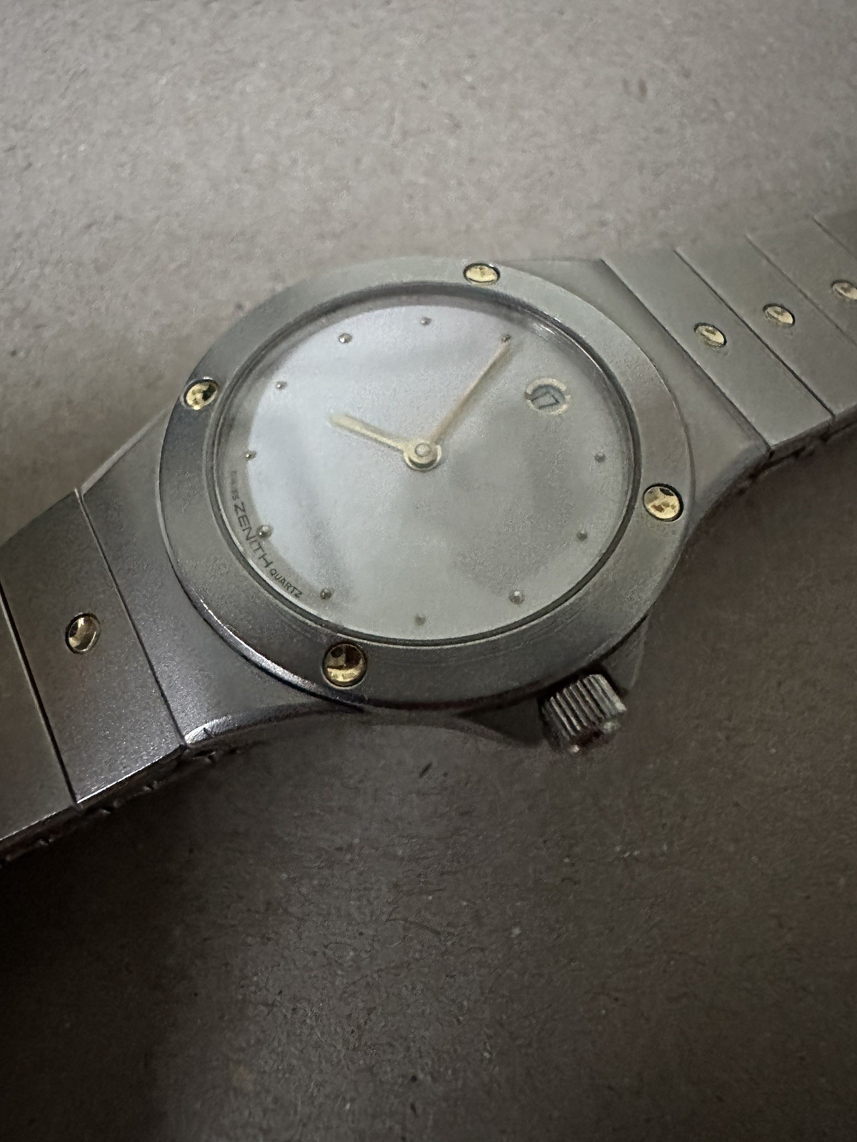 Vintage Zenith Pacific museum lady Quartz ETA 255.441 with box – working