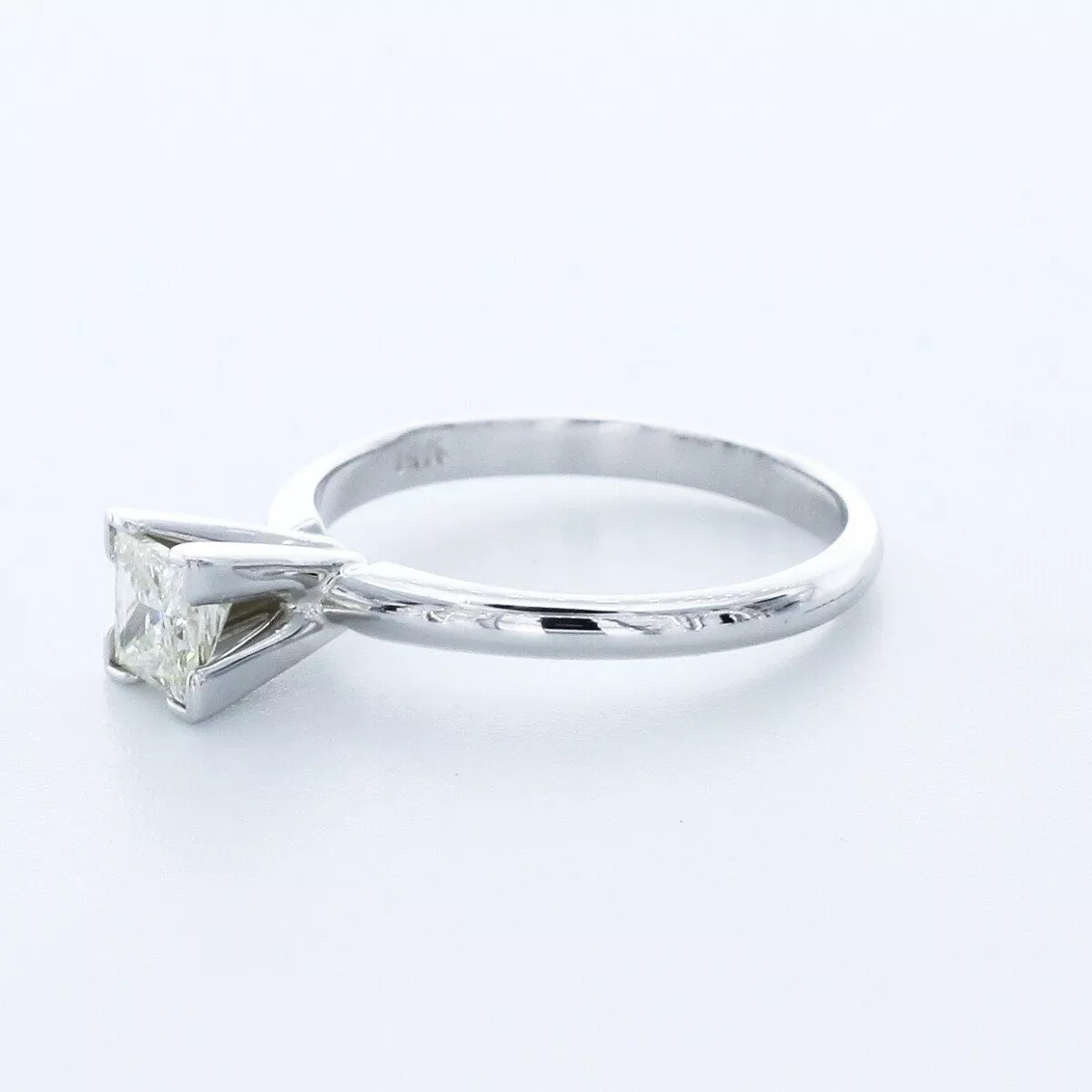 Solitaire Engagement Ring 14K Gold 0.71 Carat Princess Lab-Grown Diamond J SI1