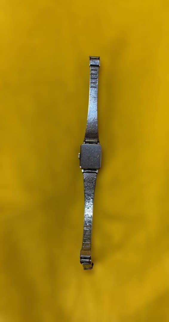 SEIKO rhinestone manual winding ladies’ watch, 17 jewels, as-is condition!