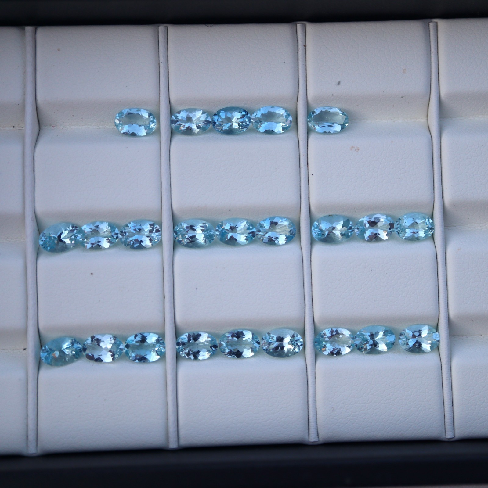 6×4 mm Eye Clean Natural Medium Blue Aquamarine Oval Cut Gemstone Nice Luster