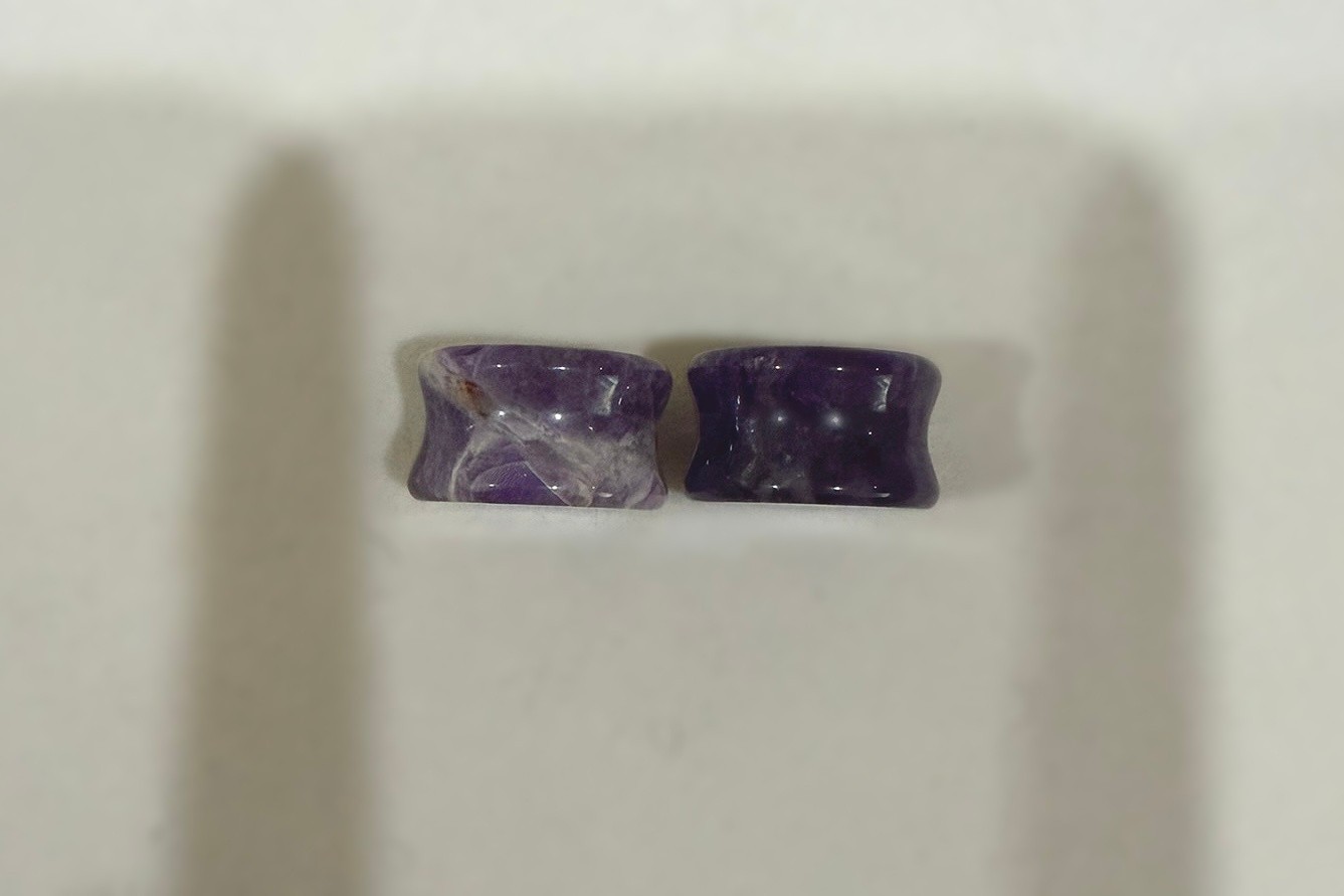 3/4″ 19mm Amethyst Stone Plugs with Good Variation (Double Flare)