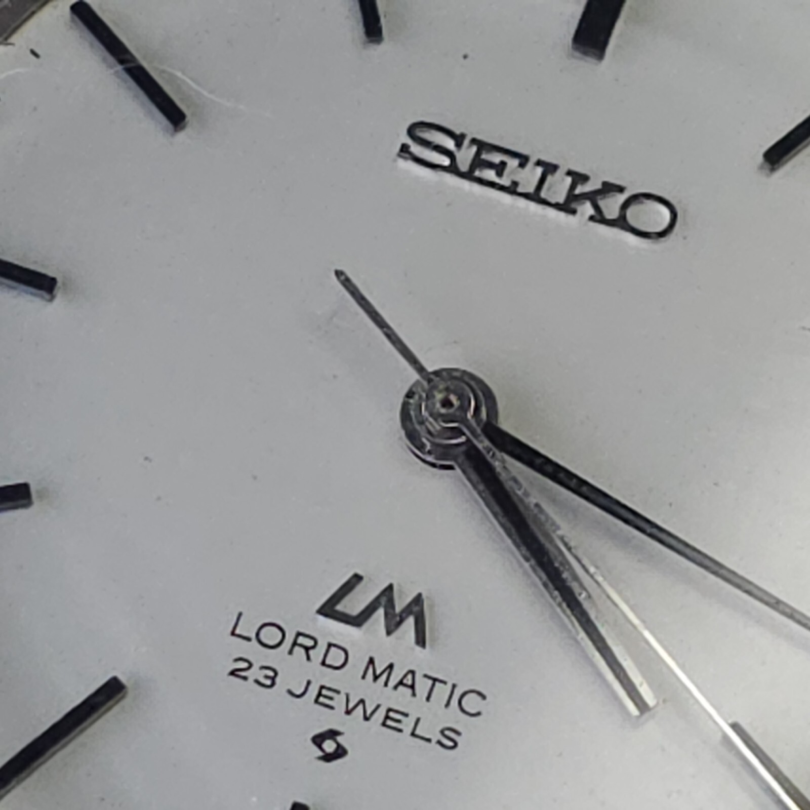 Vintage April 1970 JDM Seiko Lord Matic Fine Linen Dial 5601-7010 23J Automatic