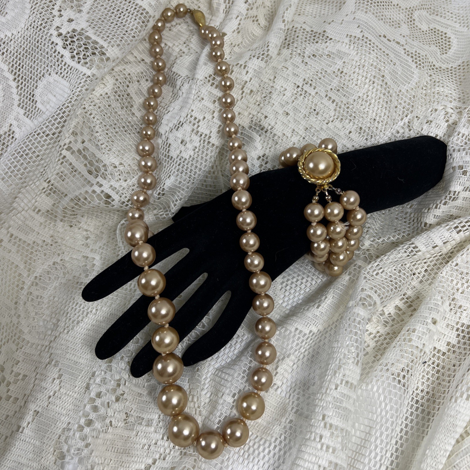 Vintage Champagne Cream Faux Pearl Hand Tied Necklace Graduated & Bracelet