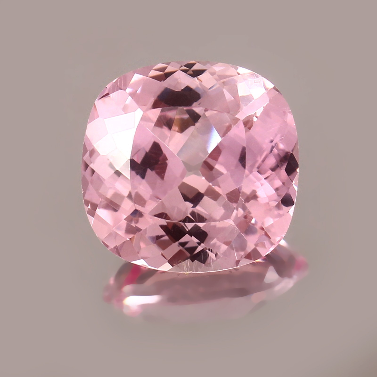 Natural Flawless Ceylon Padparadscha Sapphire Cushion Cut Loose Gemstone 15x15MM