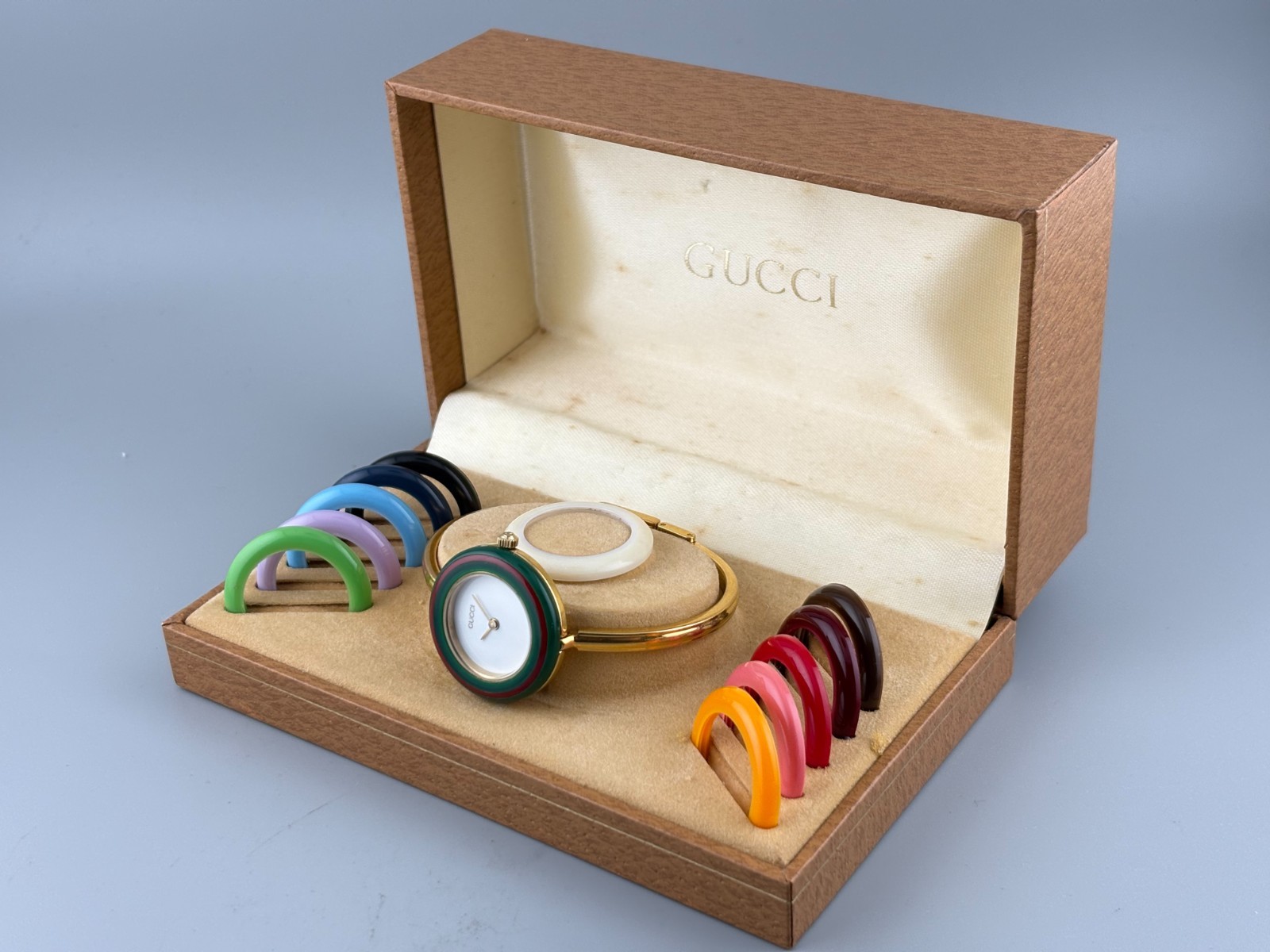 [S Size Very Good+5] Gucci Change Bezel 11/12.2 Women Watch Gold White 12 Colors