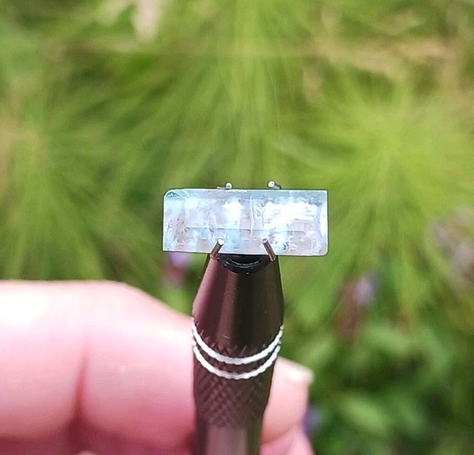 2.4ct Bicolor Neon Blue & Pink Catseye Paraiba Tourmaline Baguette – Mozambique