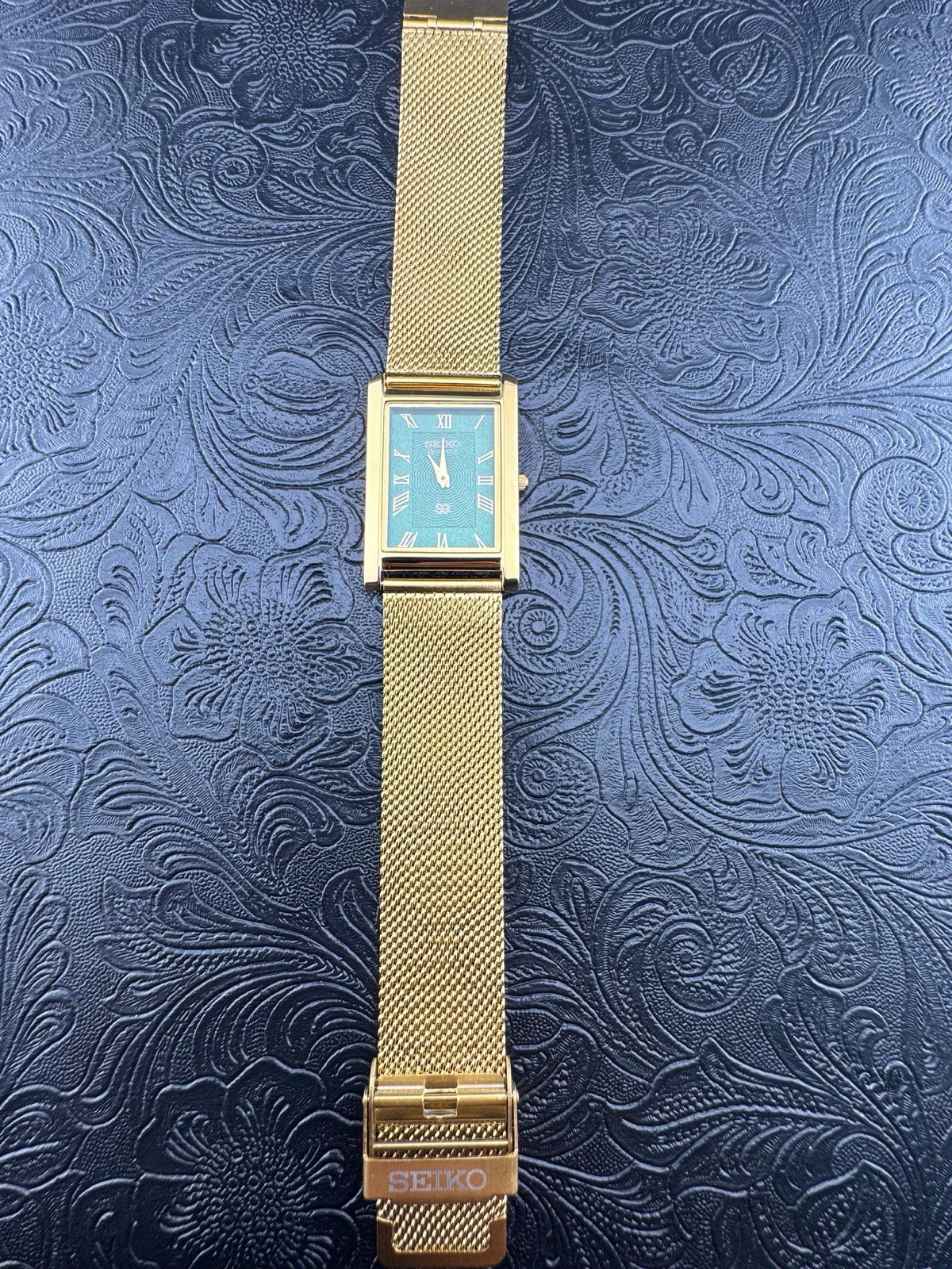 GOLD GREEN Vintage Seiko Slim Quartz Men’s Wrist Watch