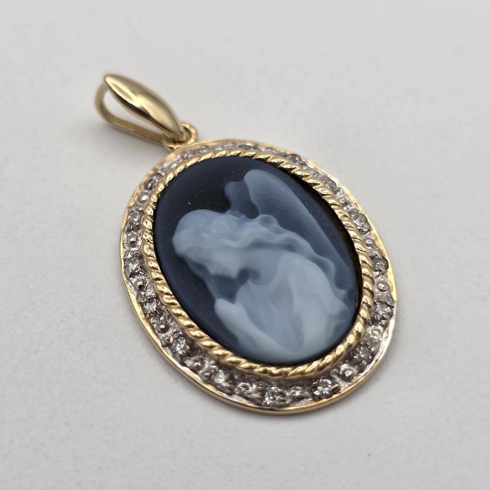 14K Yellow Gold Oval Blue Agate Angel Praying Cameo & Diamond Outline Pendant