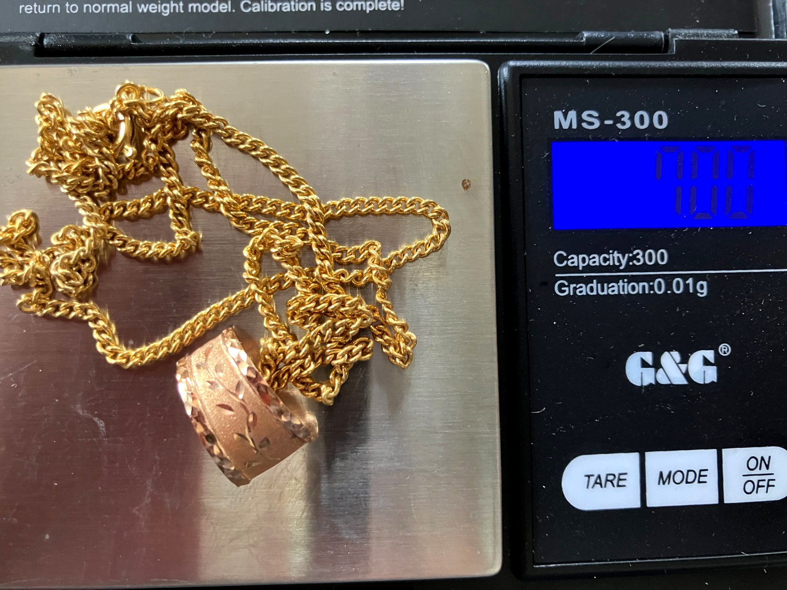 Modern 18k gold chain with pendant, approx 56 cm, 7 g, 750 gold, Italy