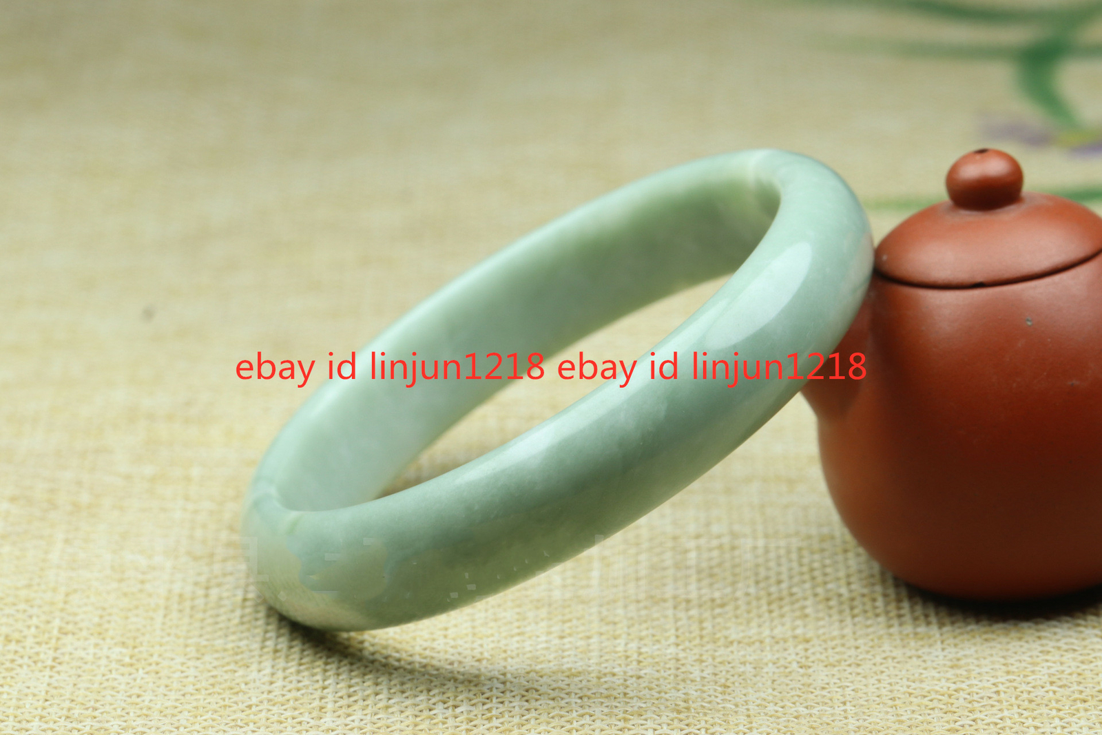 Female Beautiful AAA Bangle 54mm-64mm Light Green Jade Hand-carved Bracelet