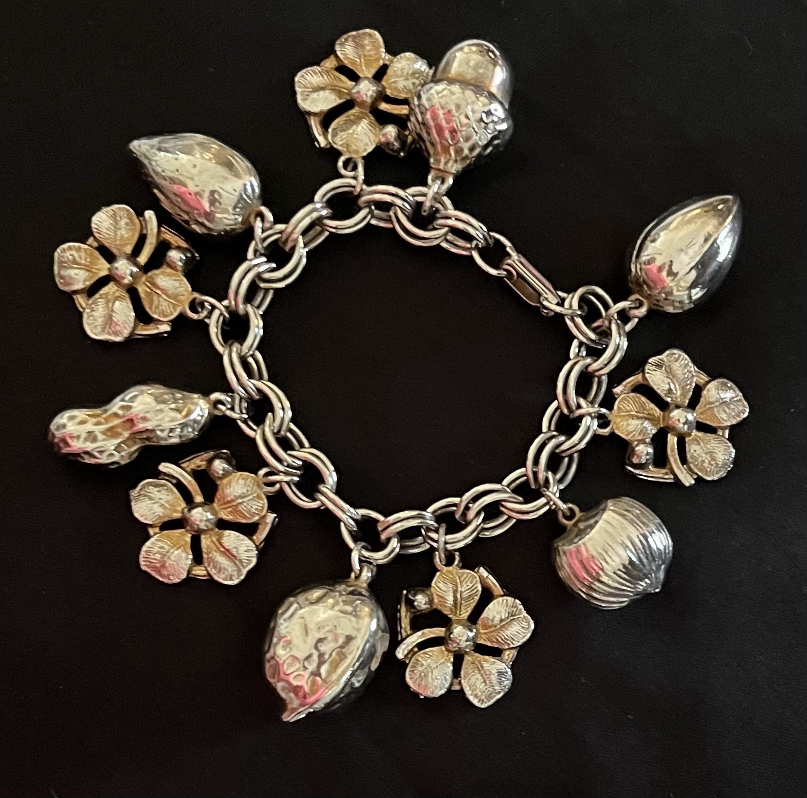 Chunky Vintage Silver Tone Acorn Walnut Peanut Flower 7” Statement Bracelet