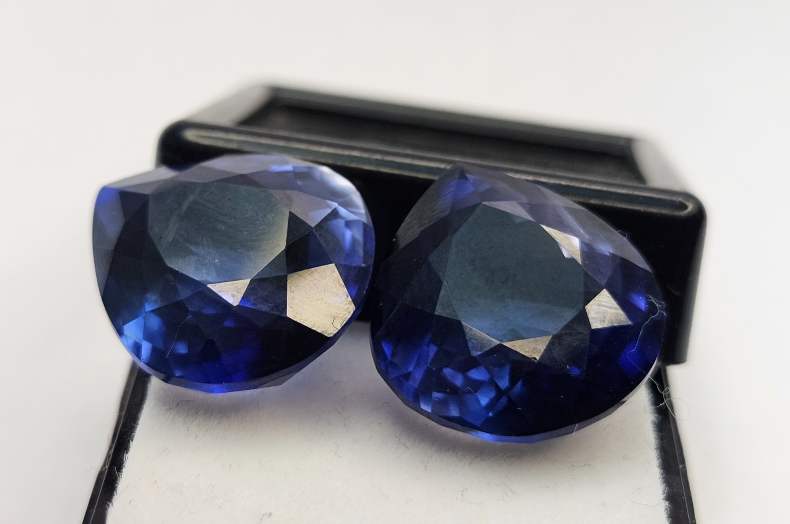 Tanzanite Pear Cut Blue Natural 31-32 Ct Pair Gemstone For Earring Making FR-581