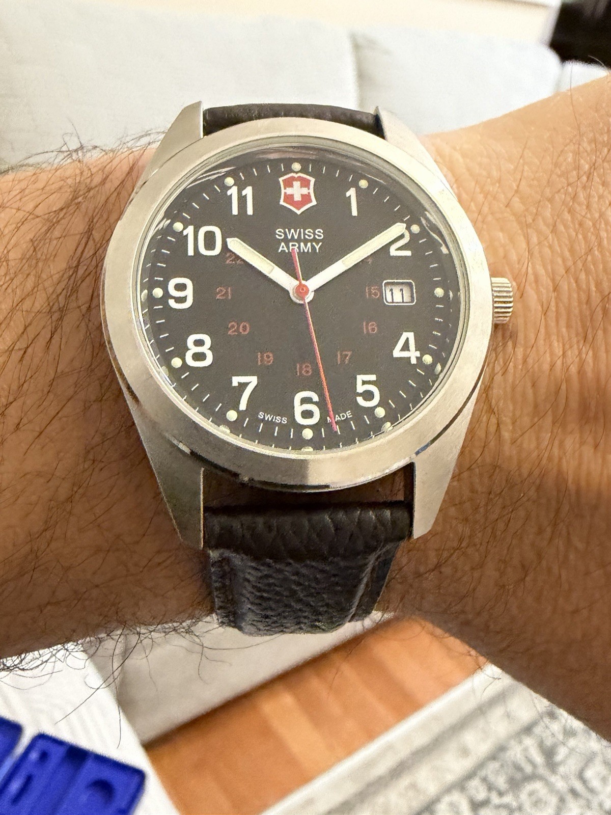Victorinox Swiss Army Garrison Mil Men’s Watch 241083 – 40mm Black Dial Quartz￼