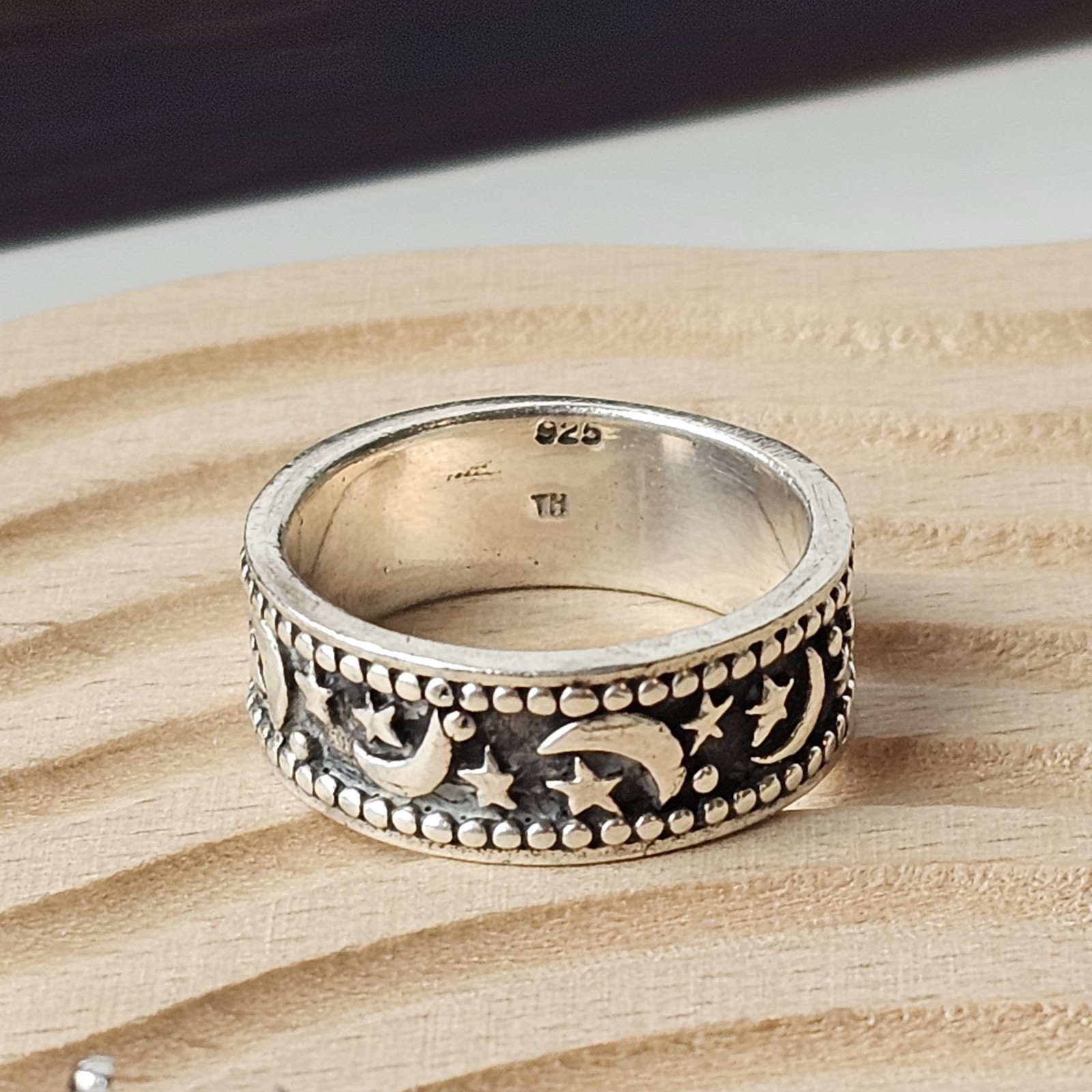 925 Sterling Silver Celestial Design Oxidized Finish Ring Size 4 & 8.25 – 9.6g